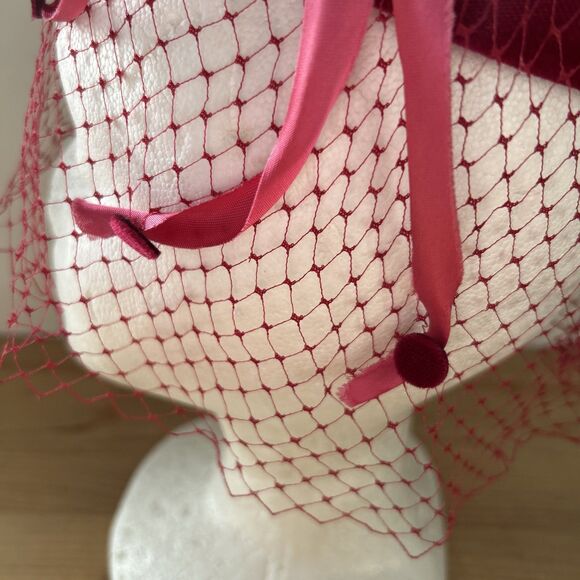 Cap-ette Fascinator Vtg 50s Berry/Mauve Velvet Halo w Netting Hat Union Made - Picture 8 of 10